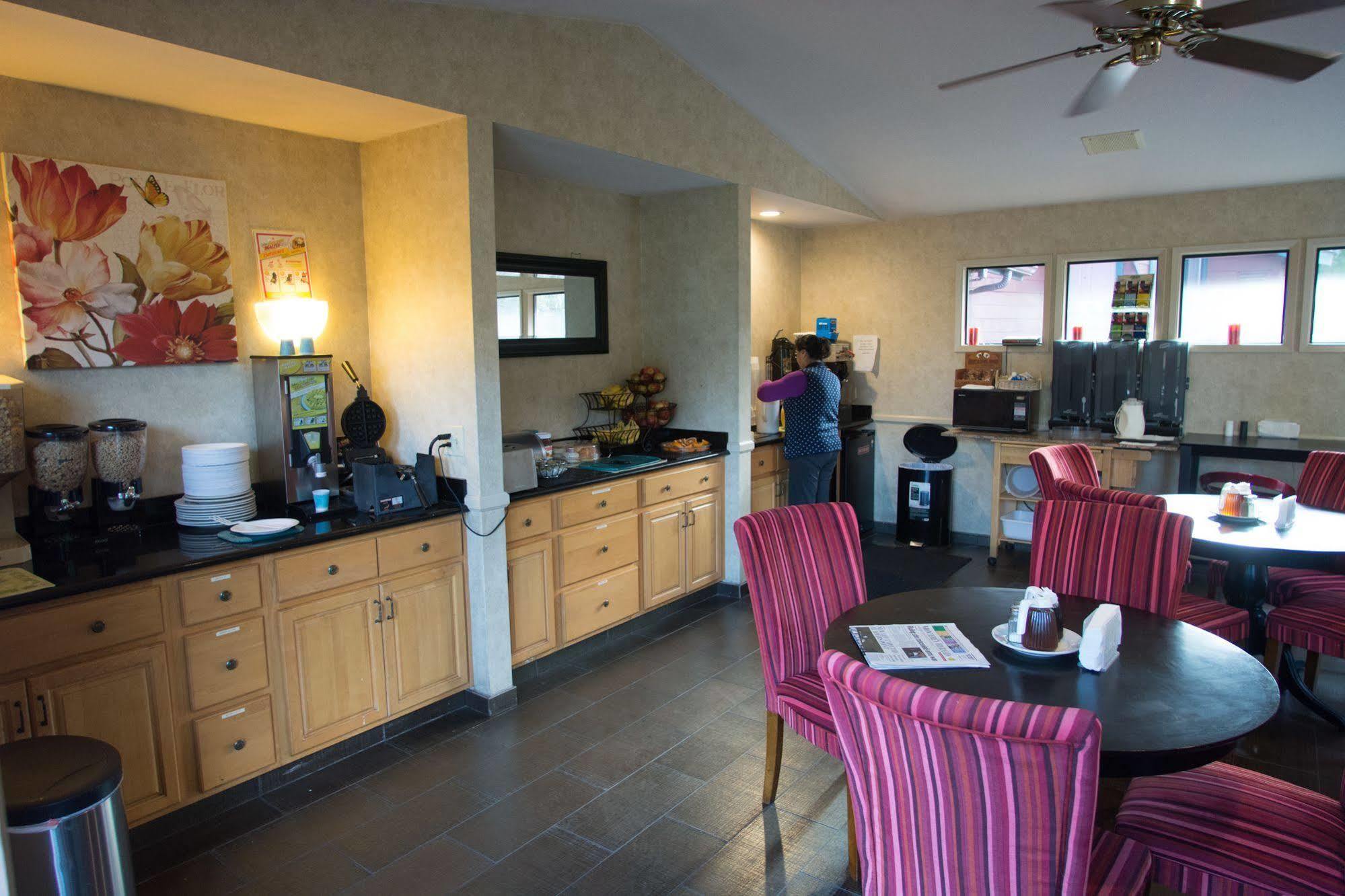 Rosedale Inn Πασίφικ Γκρόουβ Εξωτερικό φωτογραφία